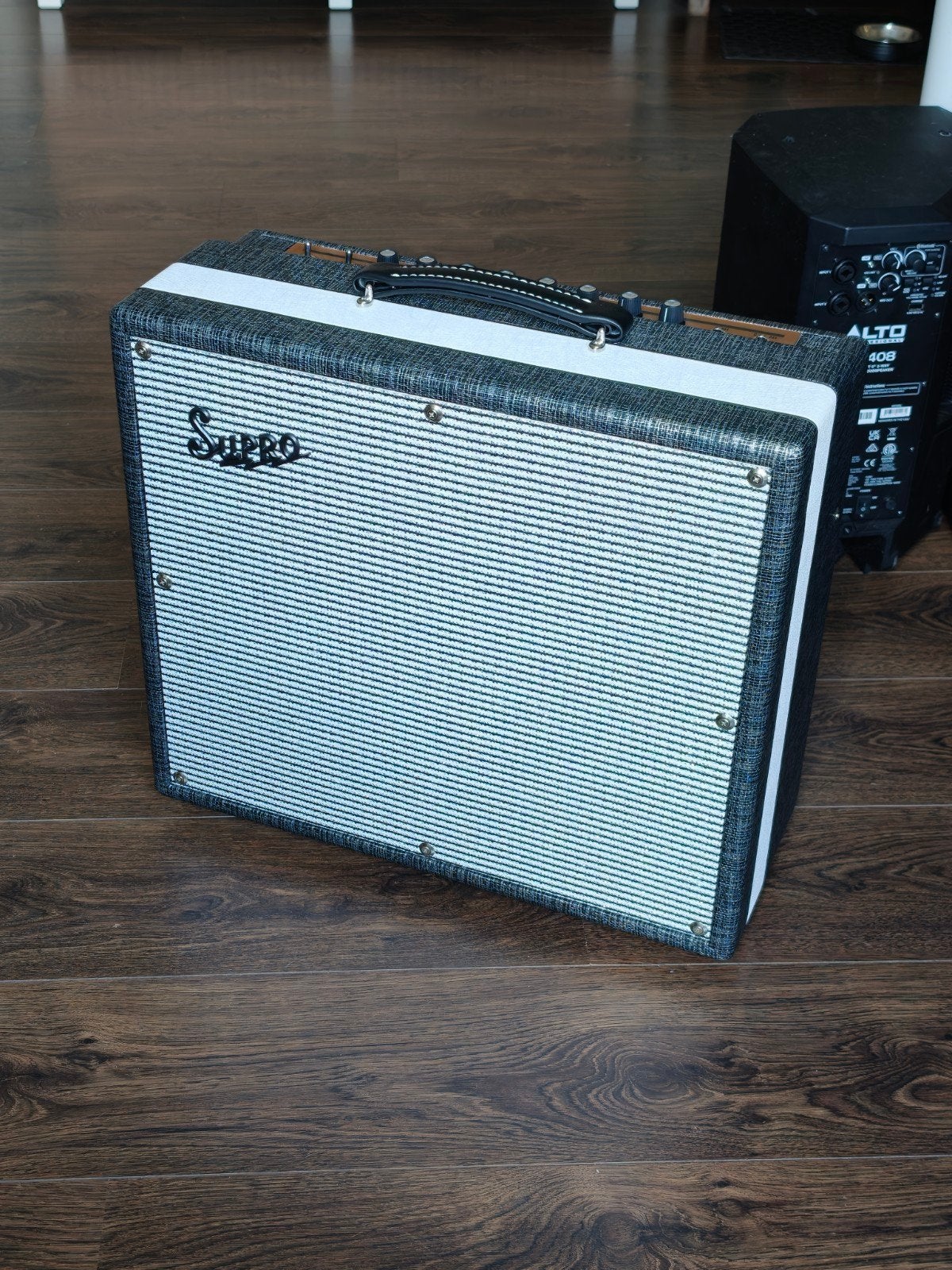 Supro Black Magick Reverb 1x12 combo, Muziek en Instrumenten, Ophalen, Zo goed als nieuw, Gitaar, Minder dan 50 watt