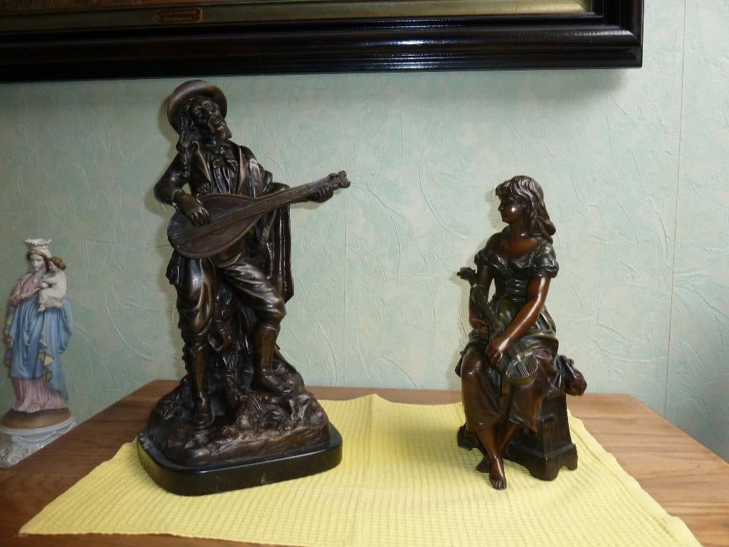 2 bronzen beelden, Ophalen, Brons