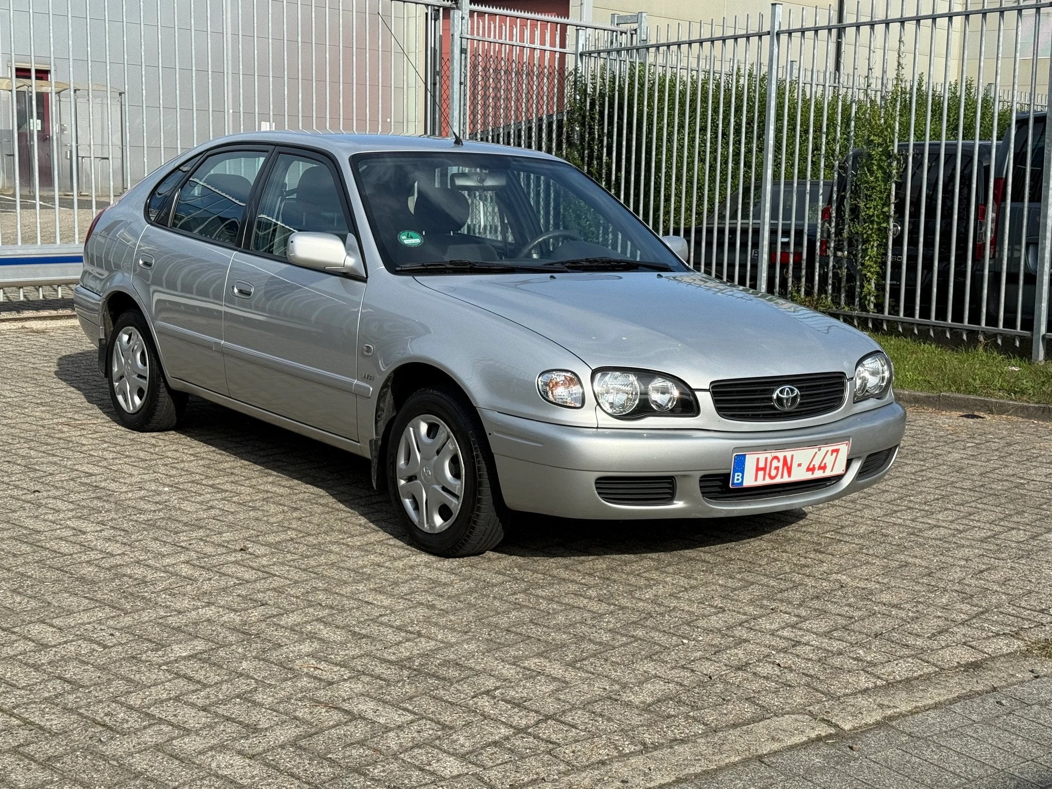 TOYOTA COROLLA /95000KM/EXCELLENT ÉTAT/CONTROLÉE/, Autos, Toyota, Argent ou Gris, Achat, 4 portes, Entreprise