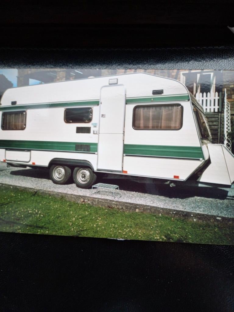 Caravane (kasteel), Caravans en Kamperen, Particulier