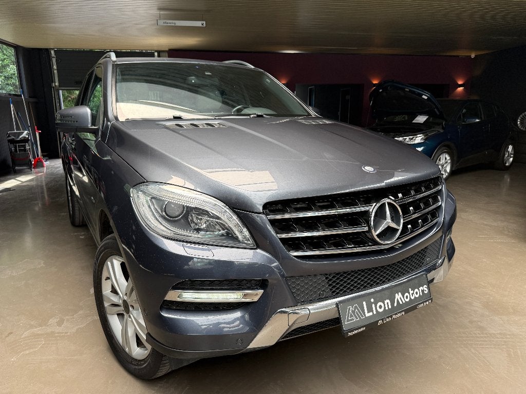 MERCEDES ML 350 *190 KW*TREKHAAK*CAMERA*LEDER*NAVI EURO 6, Auto's, Automaat, 2987 cc, Leder, Bedrijf