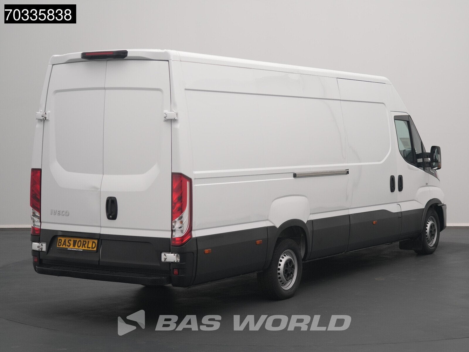 Iveco Daily 35S16 Automaat 160PK L3H2 AC/Climate Camera Park, Auto's, Automaat, Stof, Gebruikt, Euro 6