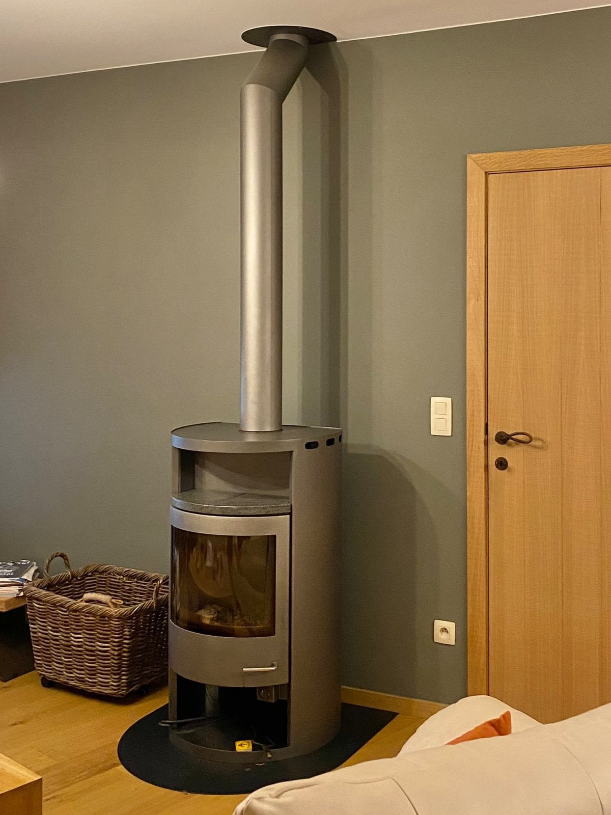 Poêle a bois SKANTHERM MENTO 8KW, Maison & Meubles, Enlèvement, Comme neuf, Bois, Poêle à bois