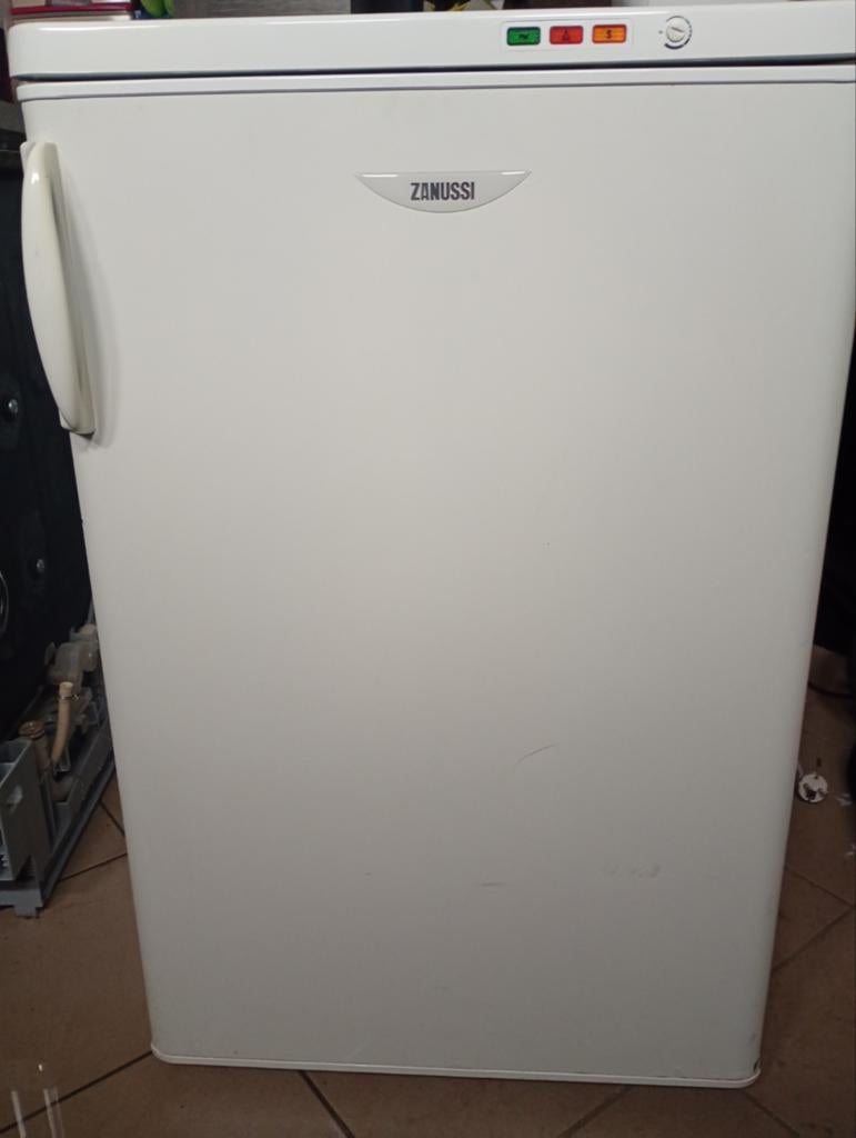 Vriezer Zanussi TTI 120F in goede staat, Ophalen
