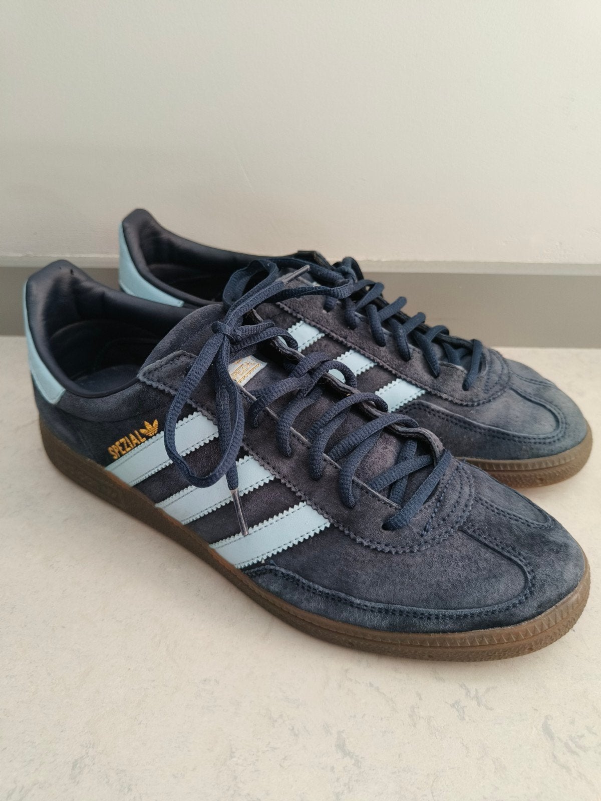 Adidas bleu taille spéciale 43 1/3 très bon état, Neuf, Adidas, Bleu, Baskets