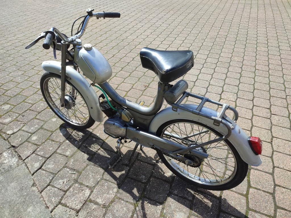 Rizzato atala bromfiets uit 1968, Fietsen en Brommers, Ophalen