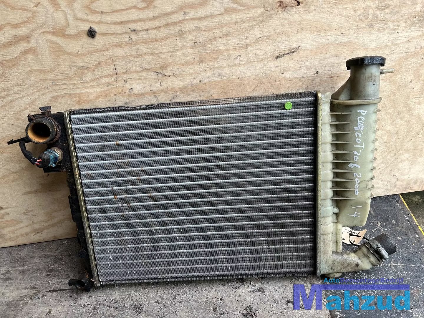 PEUGEOT 306 1.6 radiateur 1993-2003, Taurusavenue 1
2132 LS  Hoofddorp, NL, Contact.group@renault.com, Stellantis N.V., Utilisé