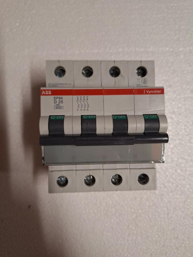 ABB - automaat - 4P - 25A - 6kA - NIEUW (5stuks), Ophalen of Verzenden