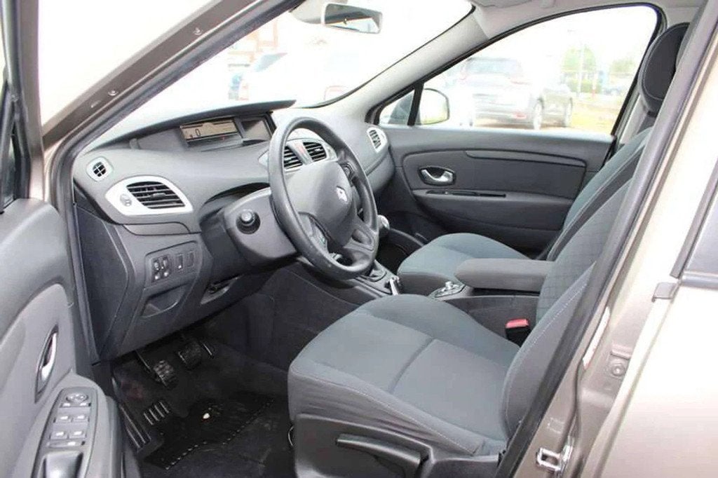 Renault Scénic Airco / Cruise / Inclusief 2 JAAR garantie!, Auto's, 177 g/km, Zwart, 4 cilinders, Bedrijf
