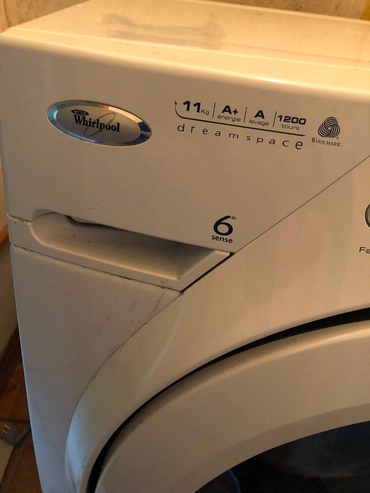 Vend machine à laver whirlpool 11kg, Enlèvement