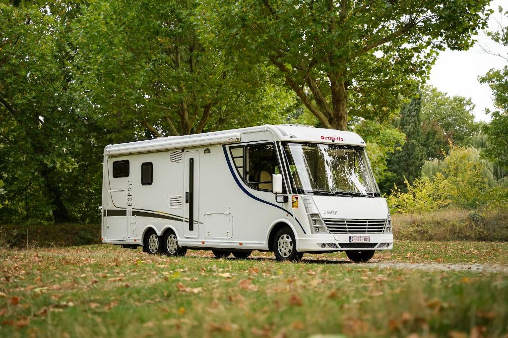 Dethleffs Esprit | Nieuwstaat! | 820kg laden, Caravans en Kamperen, Mobilhomes, Integraal, Ringverwarming, Fiat, Serrures de sécurité