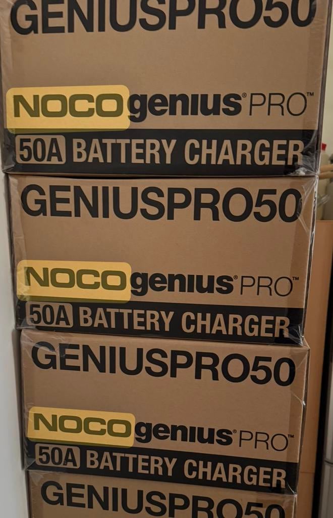 Noco Genius Pro 50 Nouveau non ouvert !, Autos : Pièces & Accessoires, Batteries & Accessoires, Neuf, Enlèvement