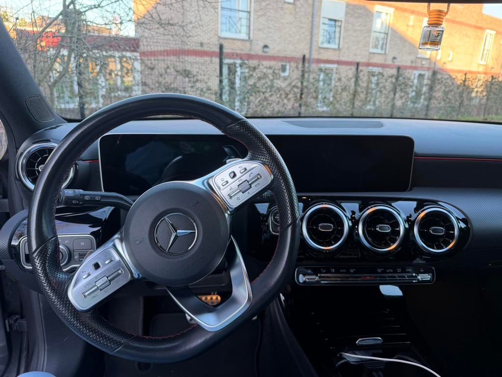 Mercedes benz classe A, Autos, Achat, Euro 6, Noir, 5 portes