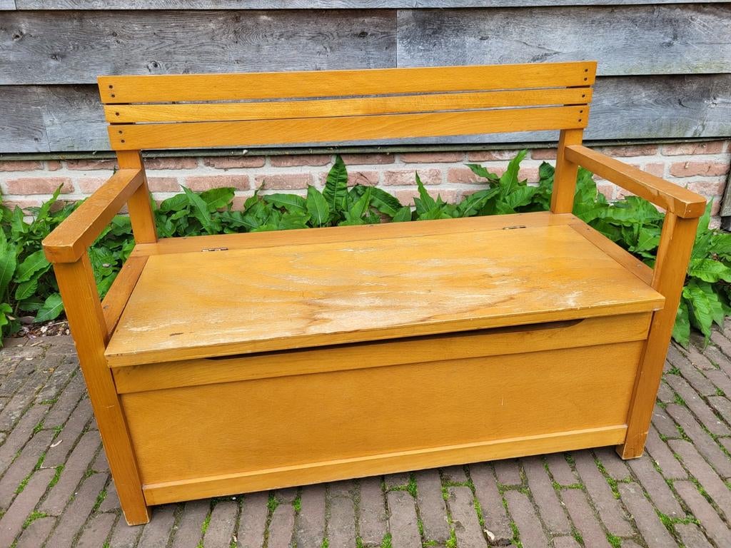 Banc à rabat vintage en bois - Banc pour enfant avec rangeme, Enfants & Bébés, Jouets | Jouets en bois, Enlèvement