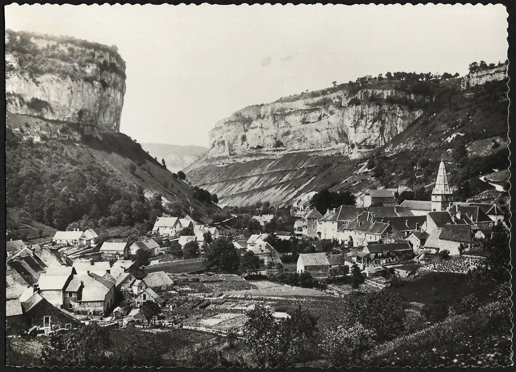 1952 - FRANKRIJK - Baume-les-Messieurs: Vue sur l'Abbaye, Verzamelen, Postkaarten | Buitenland, Verzenden, 1940 tot 1960, Gelopen