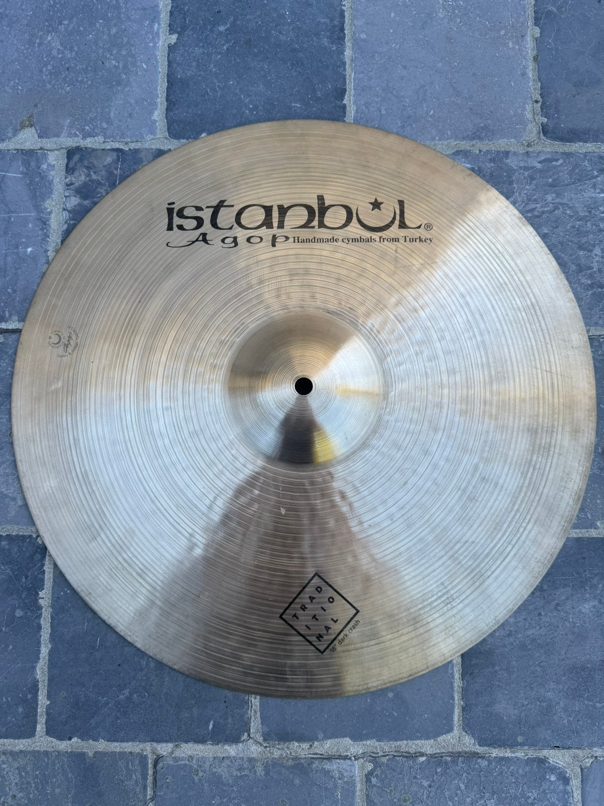 Istanbul agop traditional 18” dark crash, Musique & Instruments, Batteries & Percussions, Enlèvement, Comme neuf