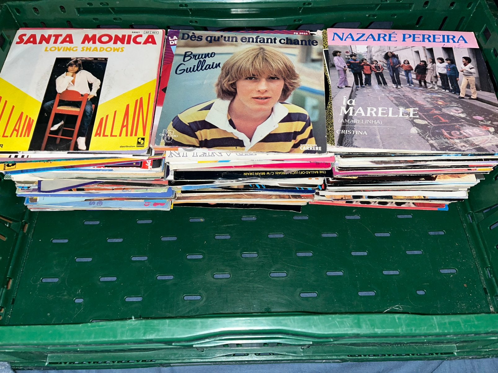 204 vinyles en tout genre, Enlèvement, Comme neuf