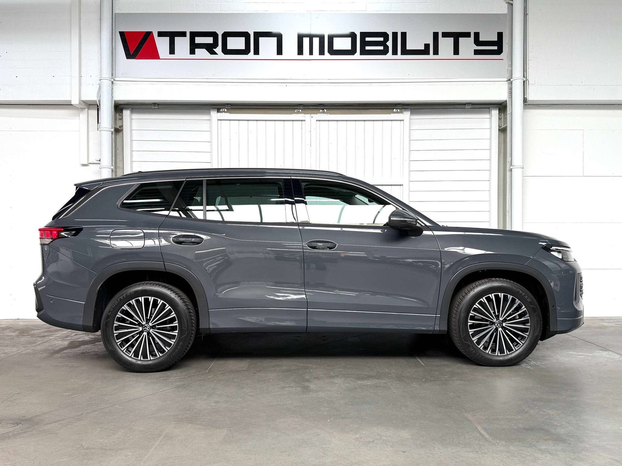 Volkswagen Tayron Tayron 1.5 eTSI mHEV ACT Life Business DSG, Auto's, 4 cilinders, Lichtsensor, Bedrijf, 5 deurs