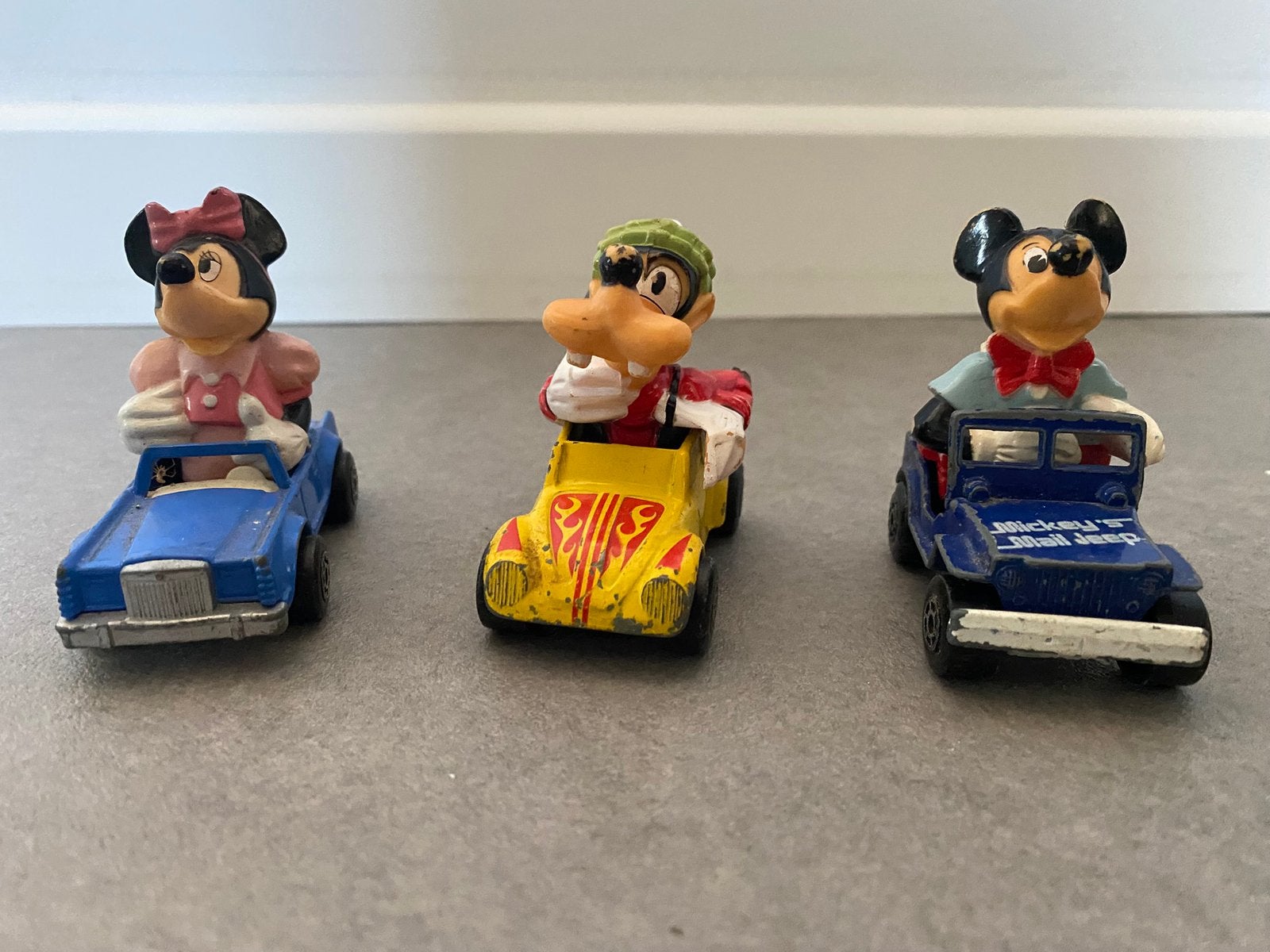 Vintage Disney Matchbox autootjes, Kinderen en Baby's, Speelgoed |Speelgoedvoertuigen, Ophalen of Verzenden, Gebruikt
