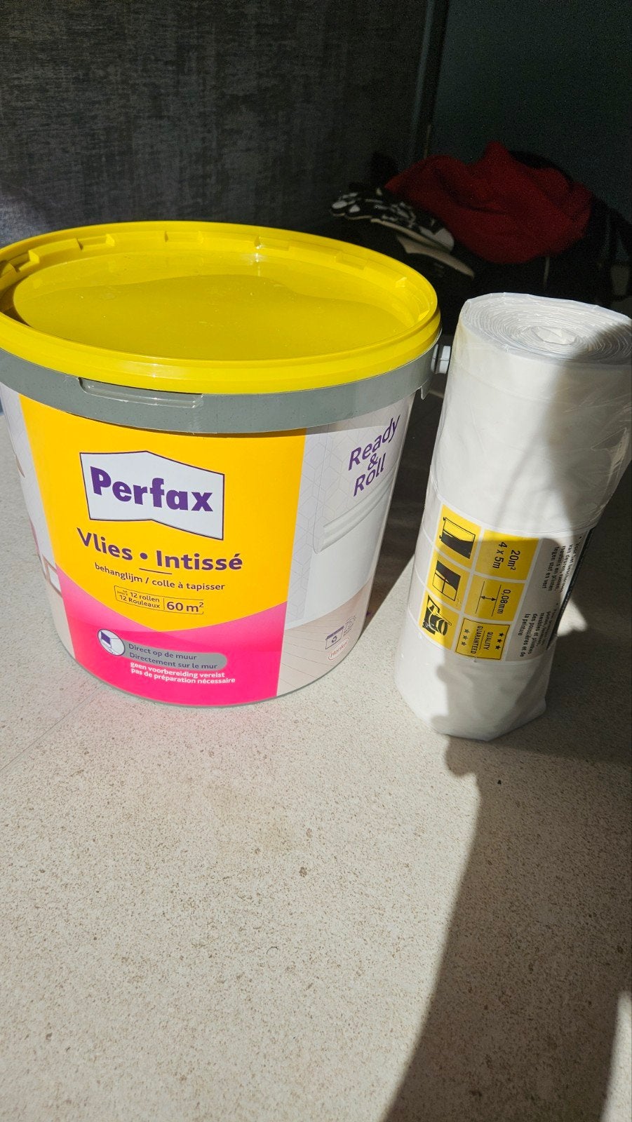 perfax behanglijm + afdekfolie, Ophalen