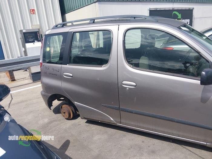 Portière 4portes arrière droite d'un Toyota Yaris Verso (1, -, -, 3 mois de garantie, Toyota