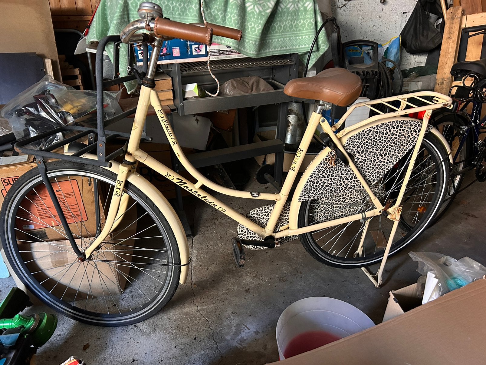 Vélo hollandais, Enlèvement, Comme neuf