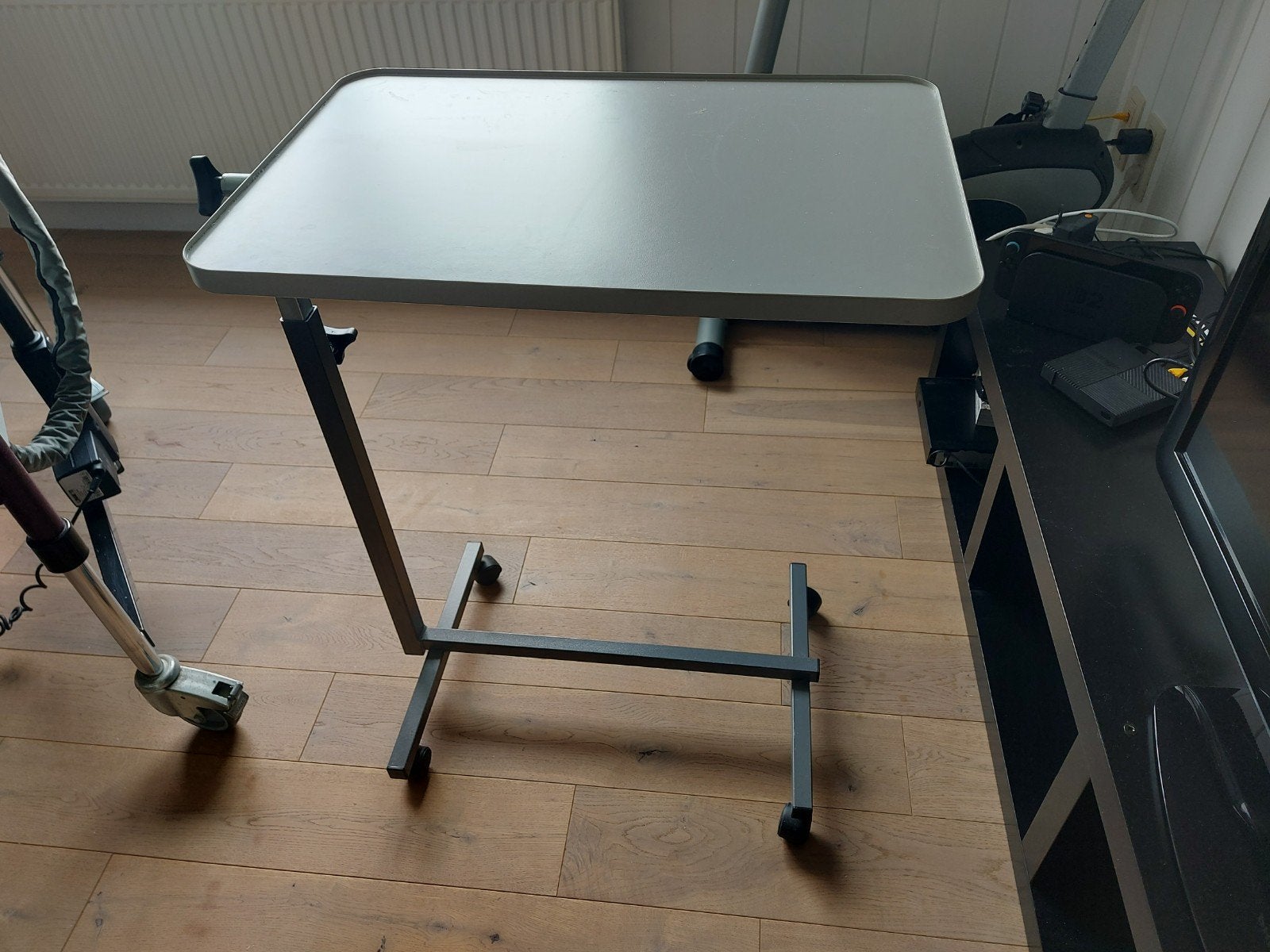 table d'hôpital, Enlèvement
