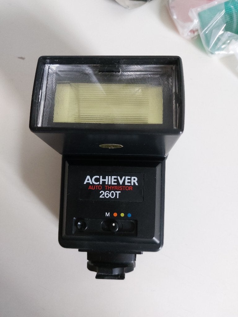 Flash vintage Achiever Auto Thyristor 260T (Minolta), Audio, Tv en Foto, Ophalen of Verzenden, Minolta, Minolta