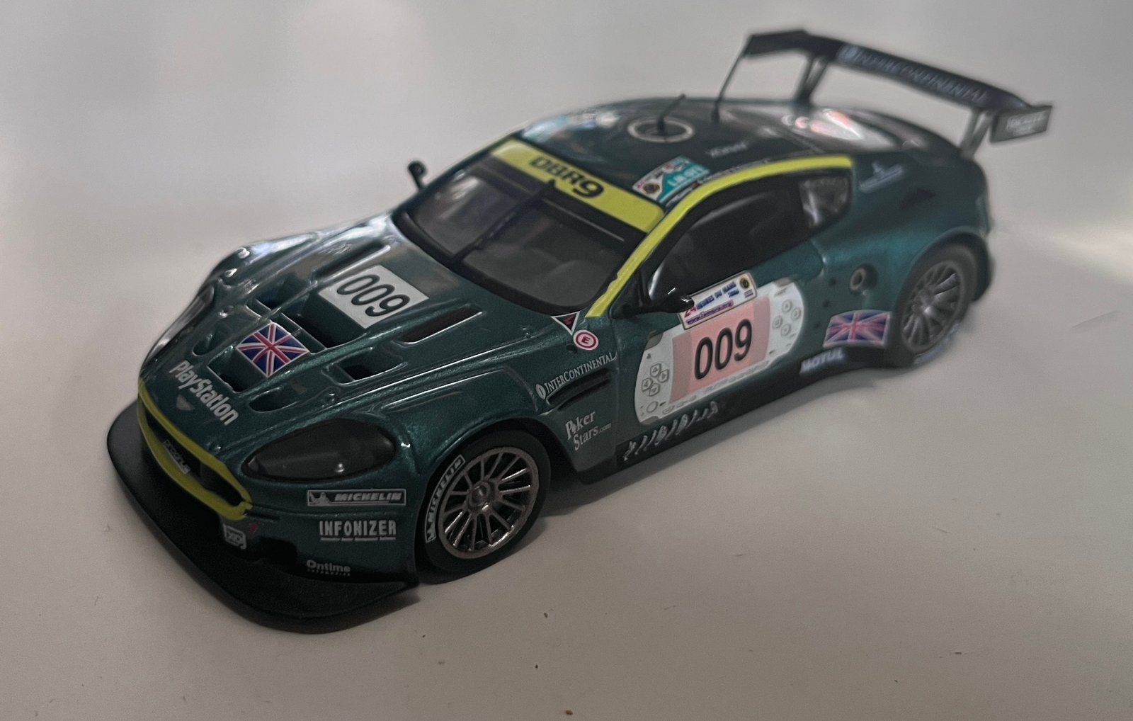 1/43 Aston Martin DBR9. 24H Mans 2006, Enlèvement, Utilisé, Voiture