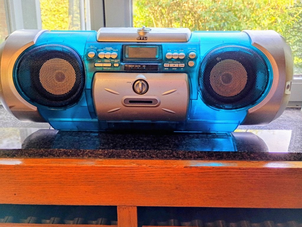 JVC RVB 550 Boombox, Ophalen of Verzenden, Zo goed als nieuw