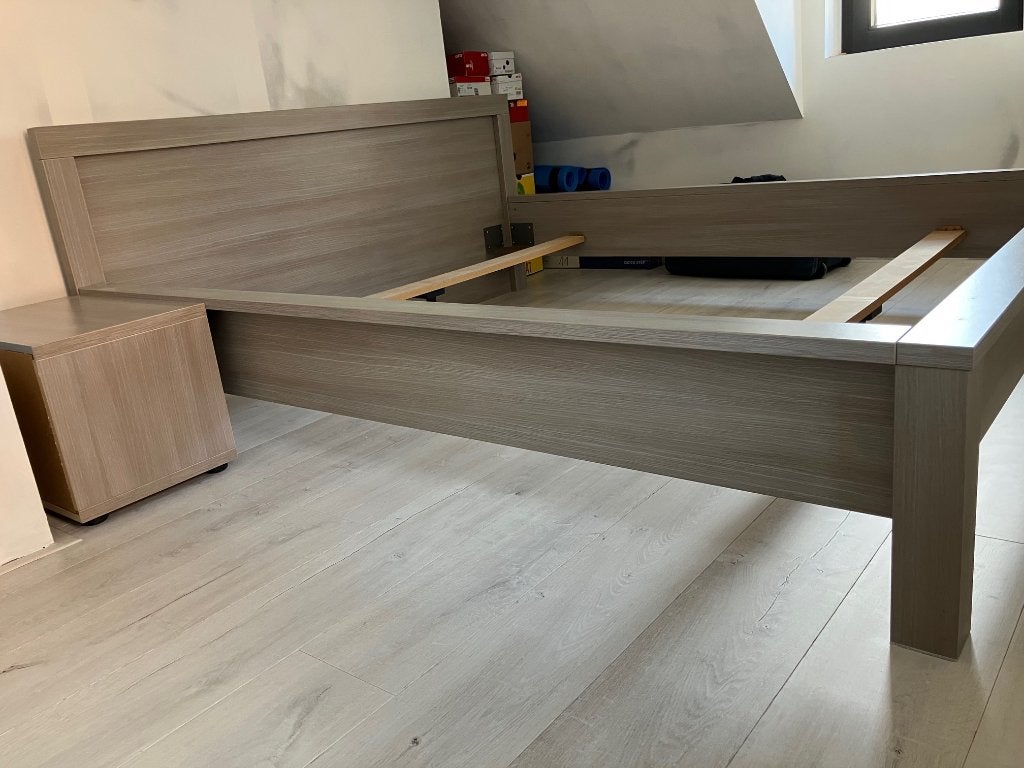 Groot 2 persoonsbed, Huis en Inrichting, Slaapkamer | Bedden, Ophalen, Tweepersoons, Zo goed als nieuw, Modern