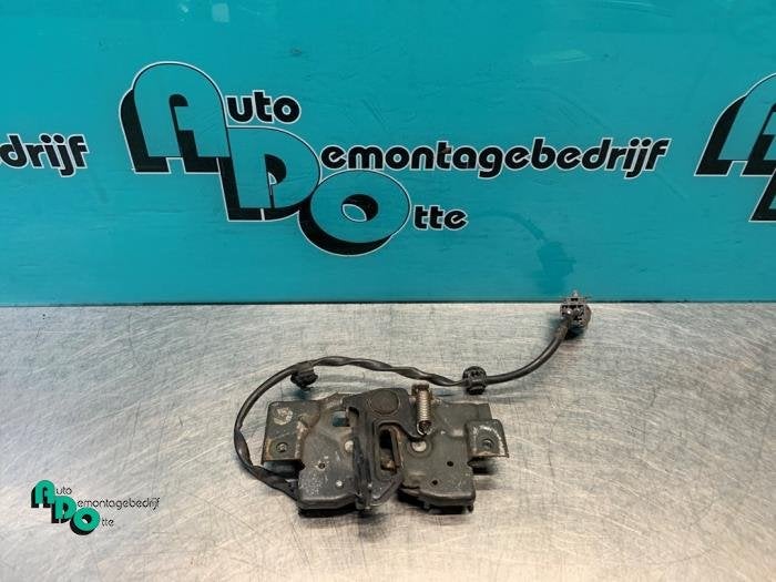 Mécanique de verrouillage capot d'un Mazda RX-8 (RX-8 03-), -, 3 mois de garantie, Mazda, Utilisé