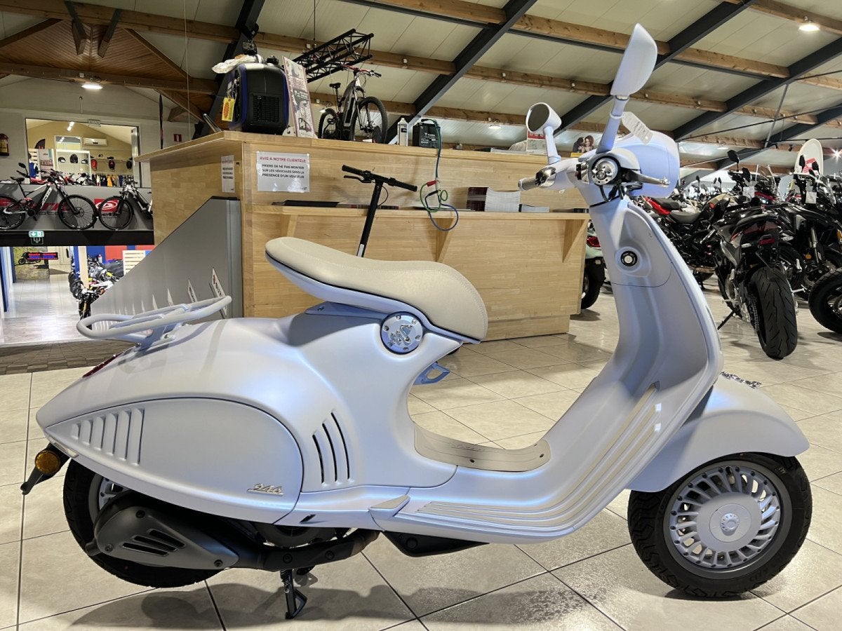 Vespa 946 Snake, Motoren, Motoren | Overige merken, Scooter, Bedrijf, 125 cc, 11 kW of minder