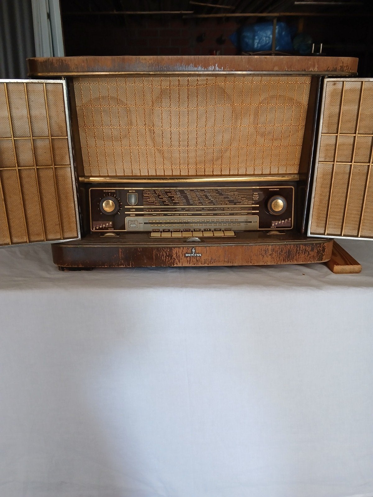 Siemens oude radio, Ophalen