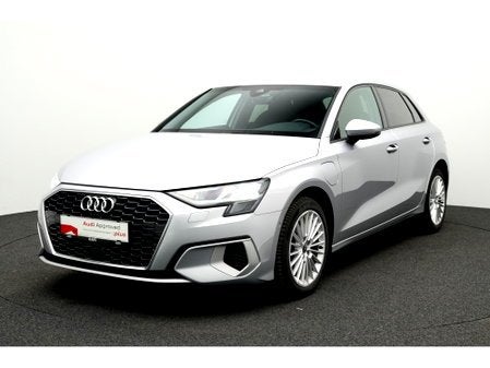 Audi A3 Sportback PHEV Audi A3 Sportback Advanced 40 TFSI e, Auto's, Automaat, Berline, Hybride Elektrisch/Benzine, https://public.car-pass.be/vhr/ced9de65-756f-4184-8f76-a306b9b0b0ee