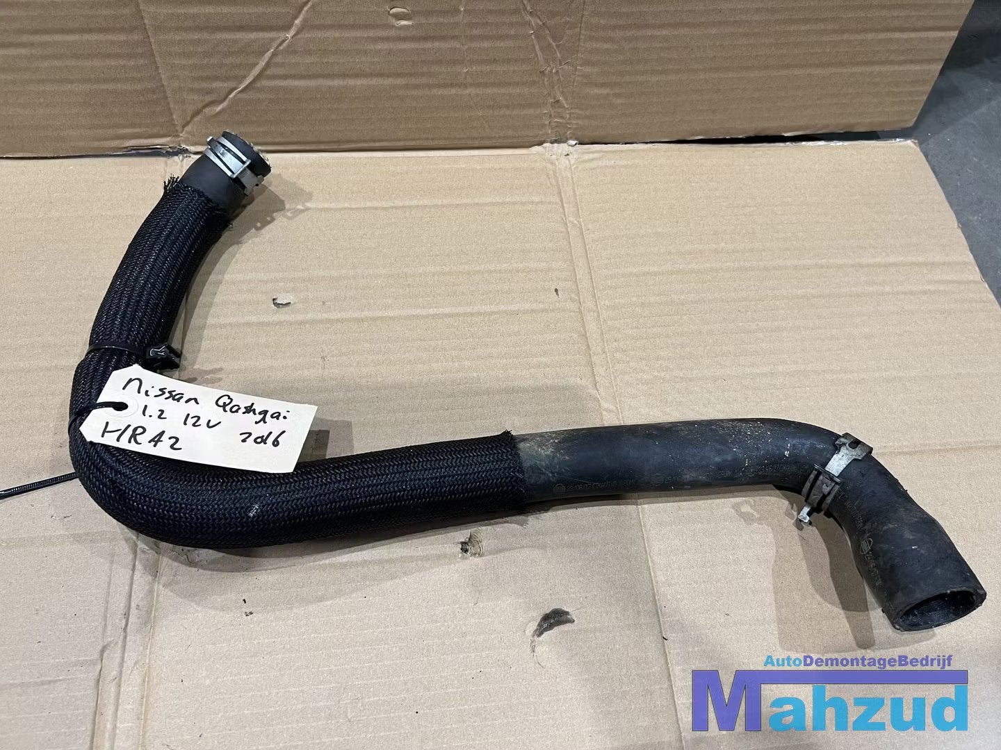 NISSAN QASHQAI CAPTUR CLIO 1.2 HRA2 radiateur koel slang, Nissan Motor Co., Ltd., Takashima 1-chome 1-1
220-8686  Yokohama, Utilisé