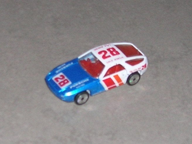 Matchbox Porsche 928 (1979), Ophalen, Auto