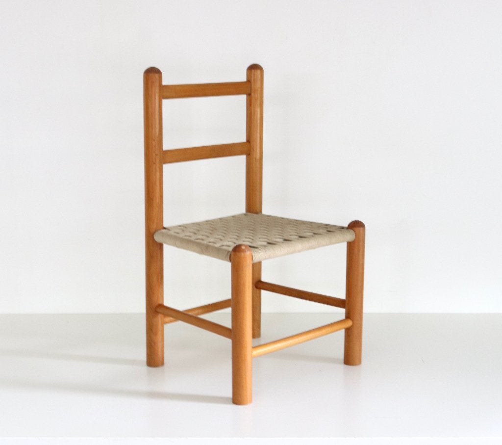 vintage houten kinderstoeltje, Ophalen