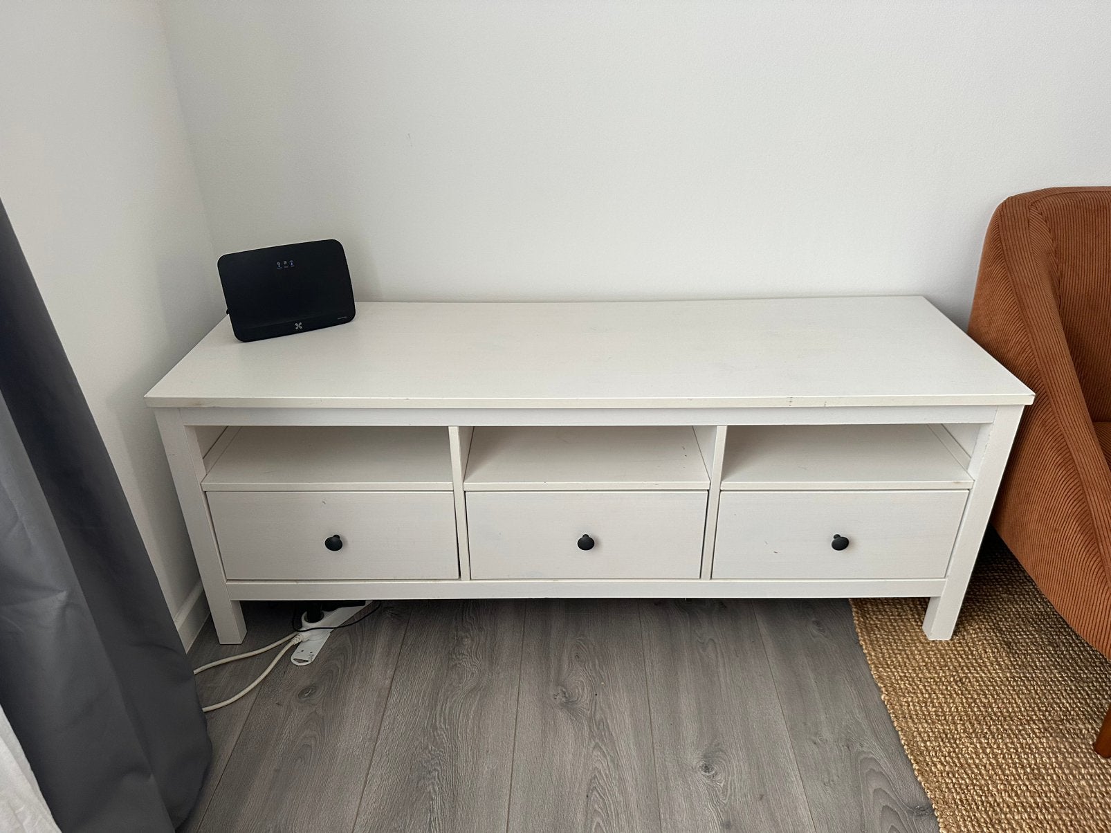 Hemnes TV-meubel, Enlèvement, Utilisé