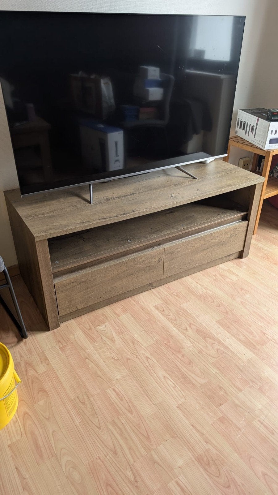 Meuble TV gratuit JYSK VEDDE 130 cm - Louvain, Maison & Meubles, Enlèvement