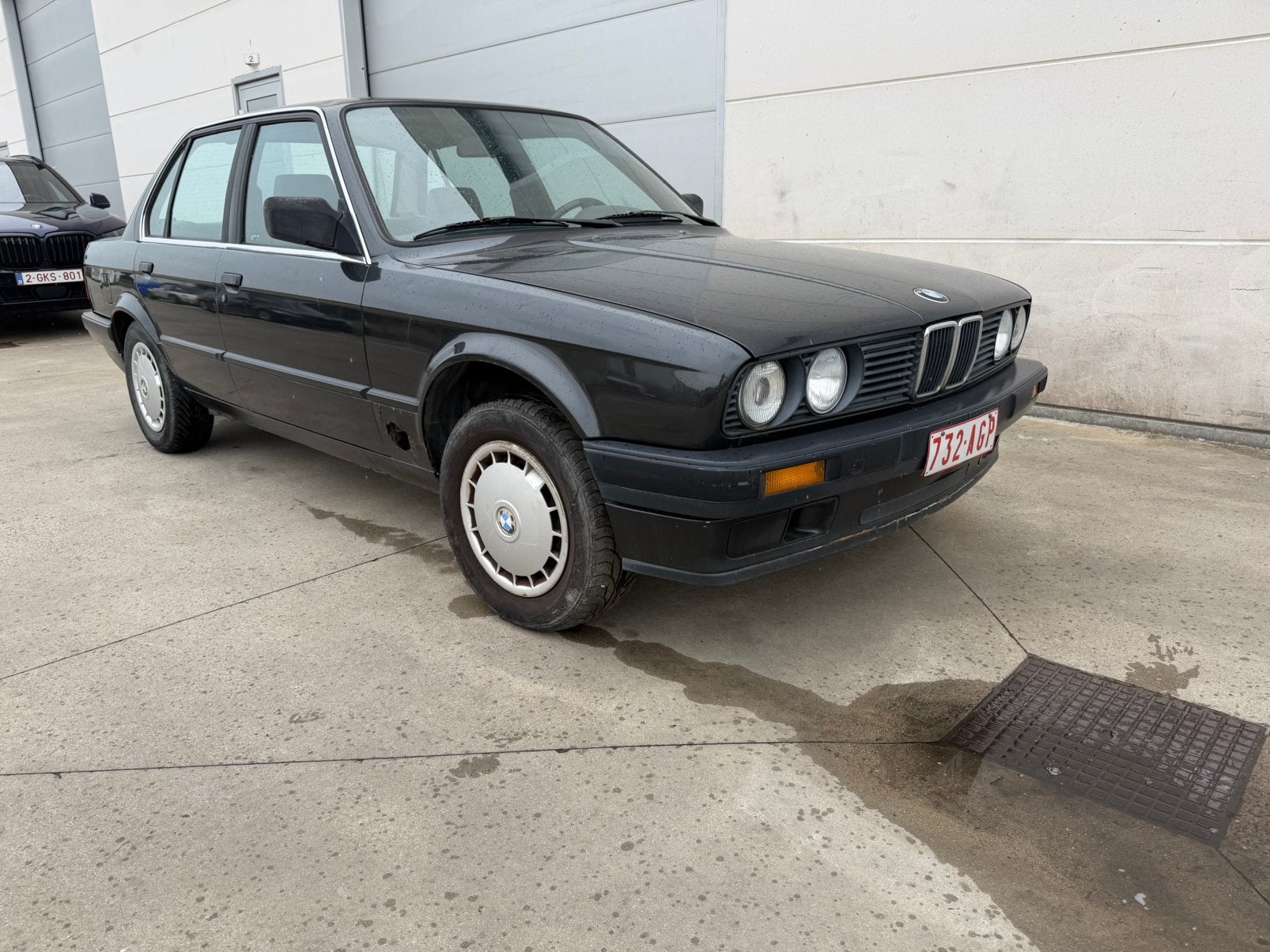 Bmw e30 318i Voor de doe het zelver, Bedrijf, Te koop
