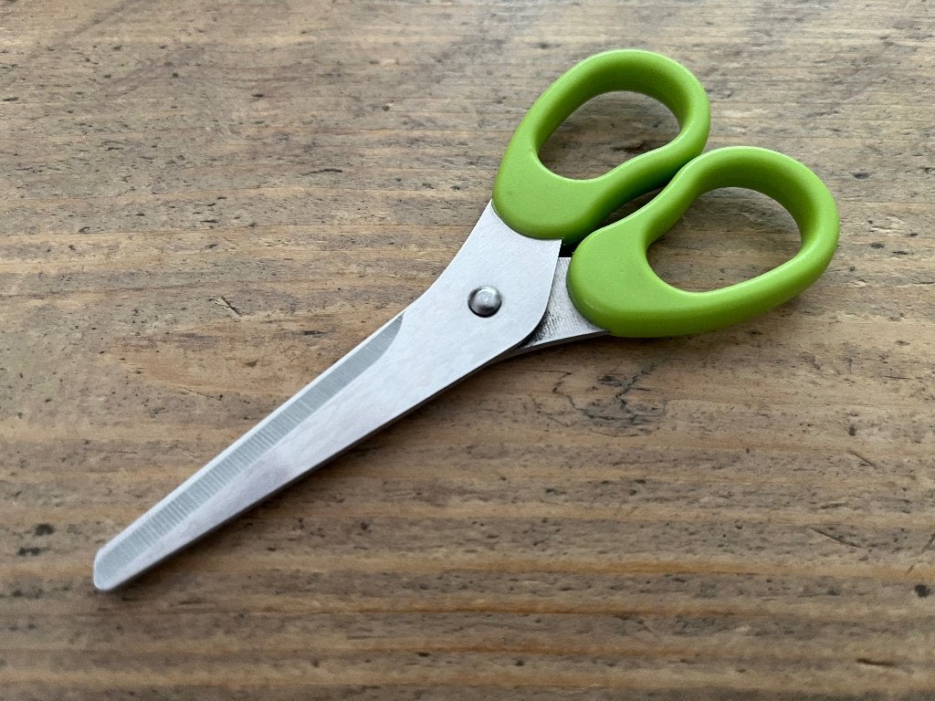 kleuterschaar en ander knutselmateriaal (wordt aangevuld), Ophalen of Verzenden, Gebruikt, Knutselen