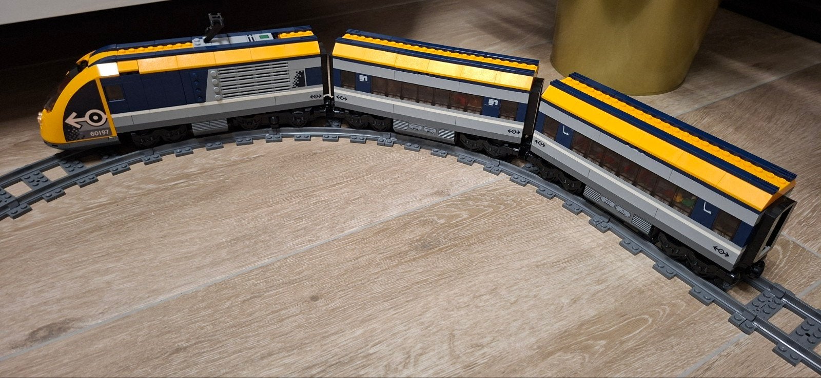 LEGO City Passagierstrein 60197 te koop, Hobby & Loisirs créatifs, Trains miniatures | Échelles Autre, Enlèvement ou Envoi, Rails