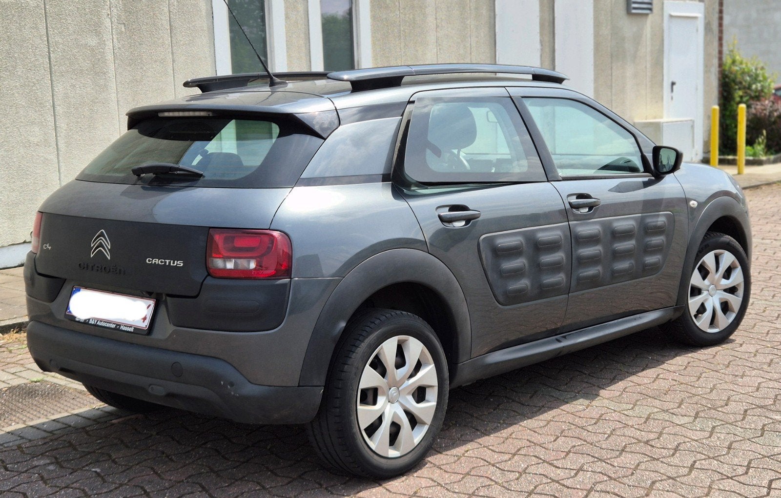 citroen C4 CACTUS 12benz 2016.160mkm gps clima ctok 4999€, Autos, Citroën, Particulier, C4 Cactus, Caméra de recul, Bluetooth