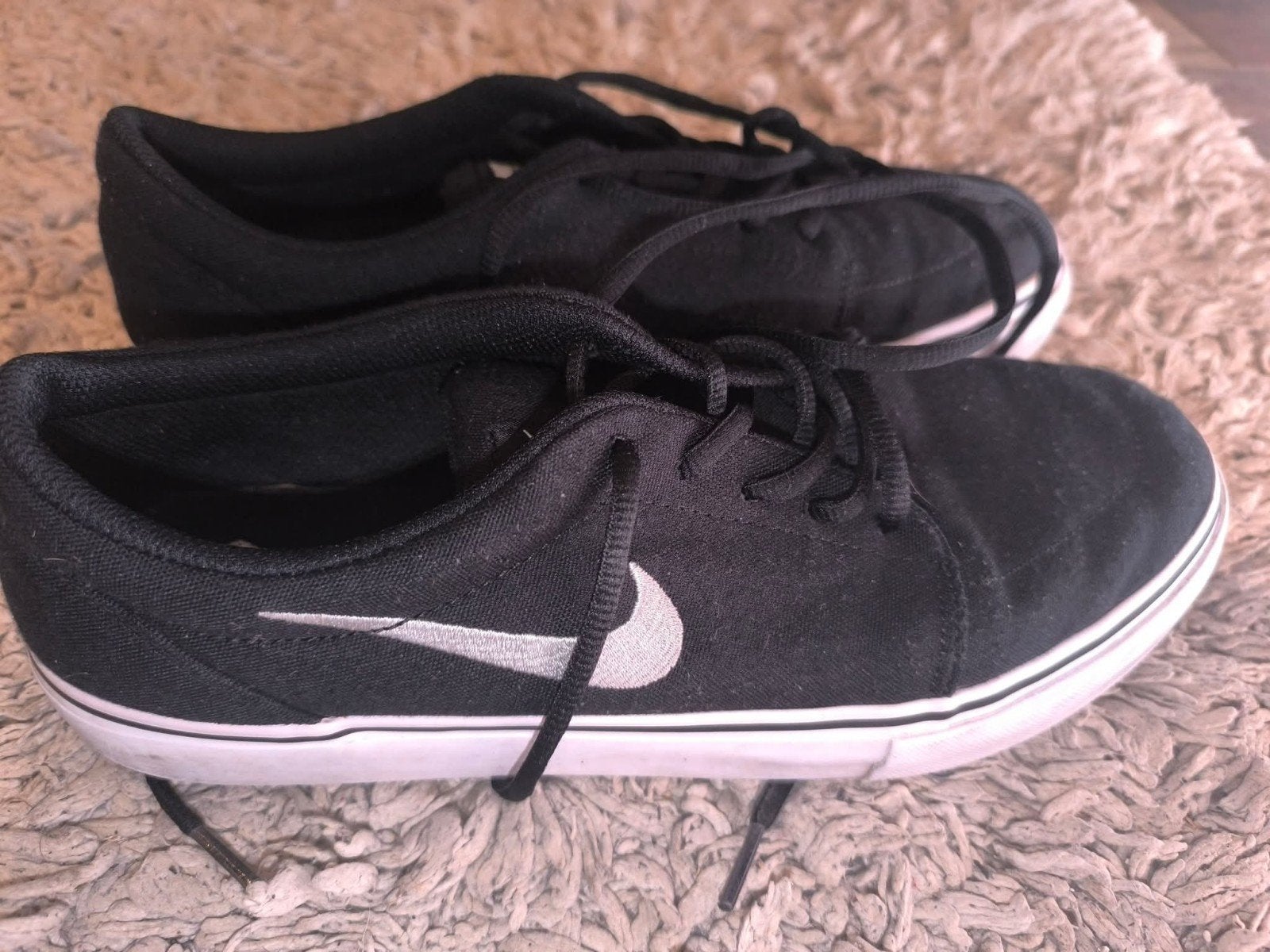 mooie schoenen Nike 42.5 gereserveerd gust, Ophalen of Verzenden