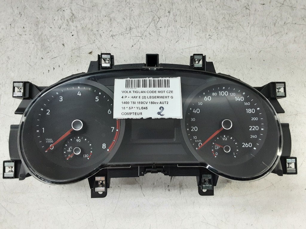 KM TELLER Volkswagen Tiguan (AD1) (5NA920750C), Gebruikt, Volkswagen, Mevr. I. Hauben, Rue de l'Espoir 34 34
4030  GRIVEGNÉE, BE