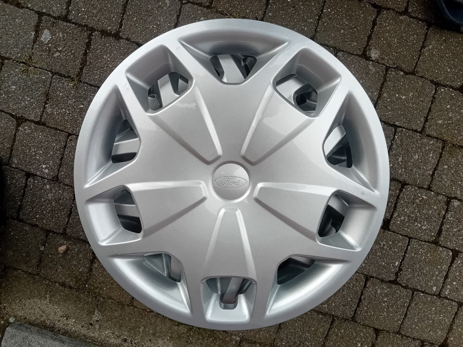 Nieuwe originele wieldeksels wieldoppen Ford Transit 16inch, Ophalen of Verzenden, Nieuw