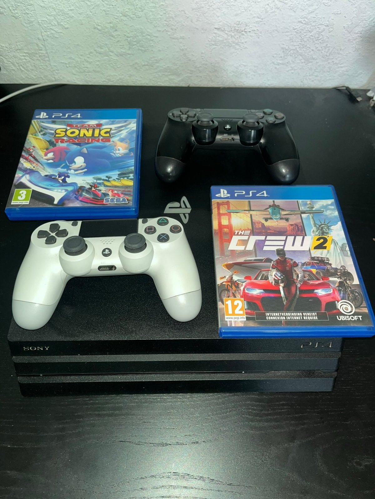 PS4 Pro 1TB + 2   + 2 Games + Kabels | VASTE PRIJS €150, Met games, Met 2 controllers, Ophalen of Verzenden, Zo goed als nieuw