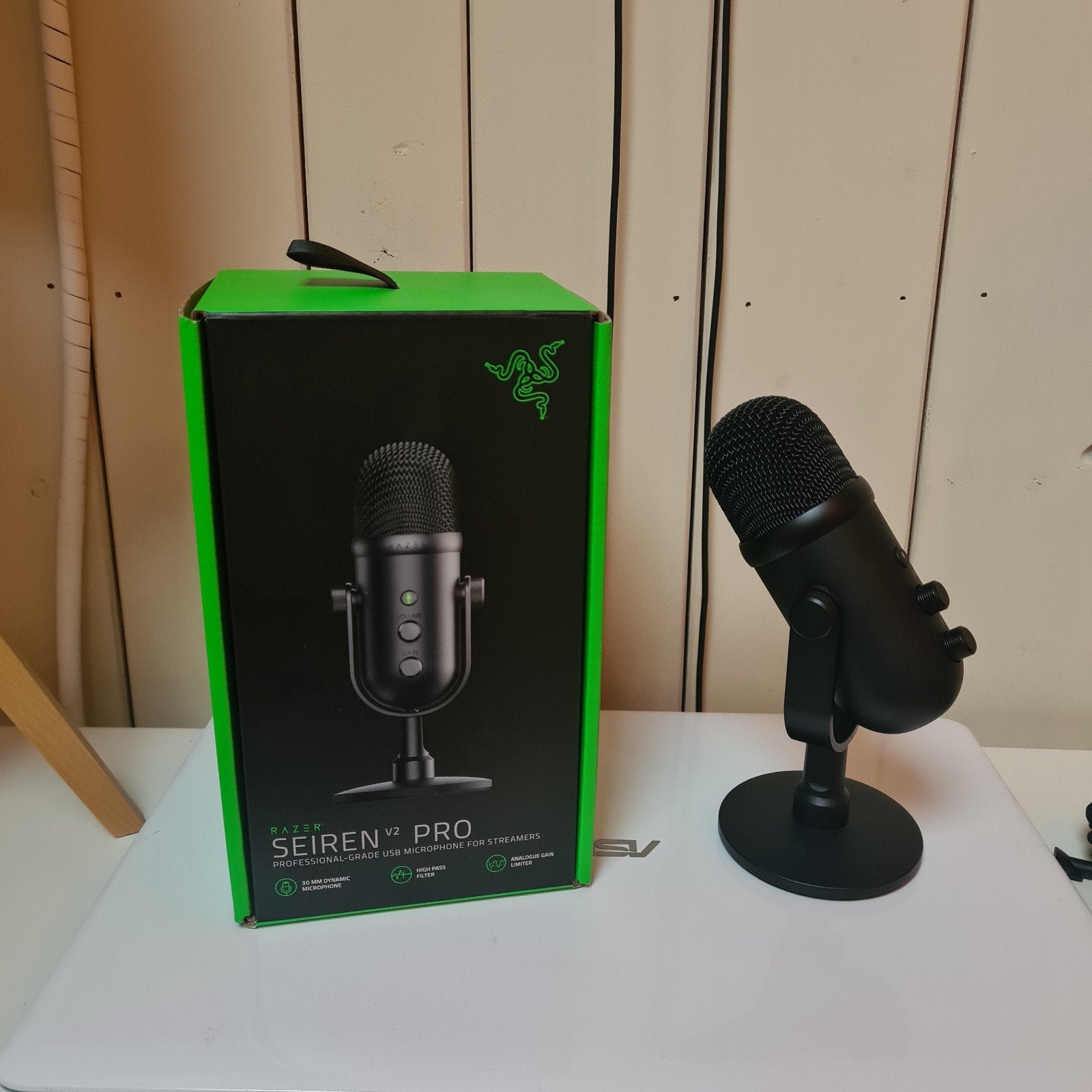 Razer Eisen V2 Pro, Computers en Software, Pc speakers, Ophalen of Verzenden