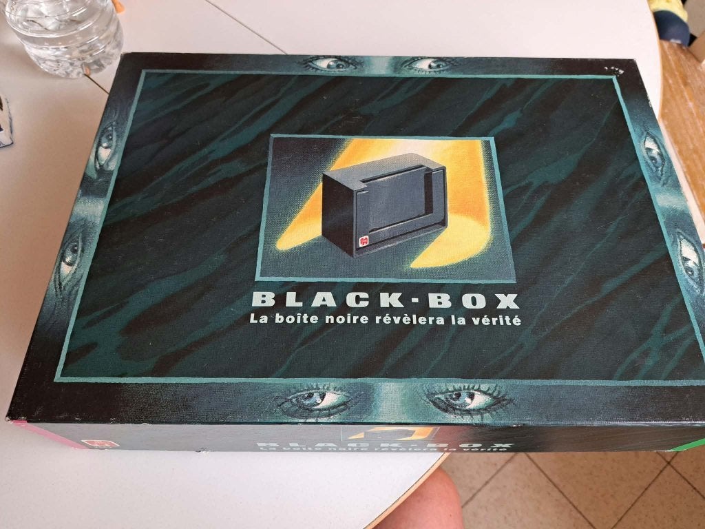 Jeu de société, Enlèvement